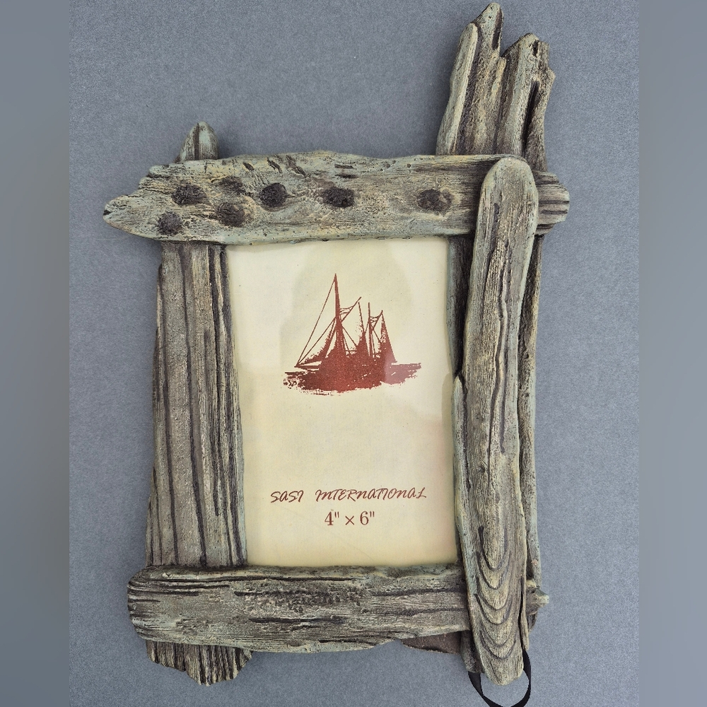 Rustic Resin Driftwood Picture Frame - Cabin / Cottage